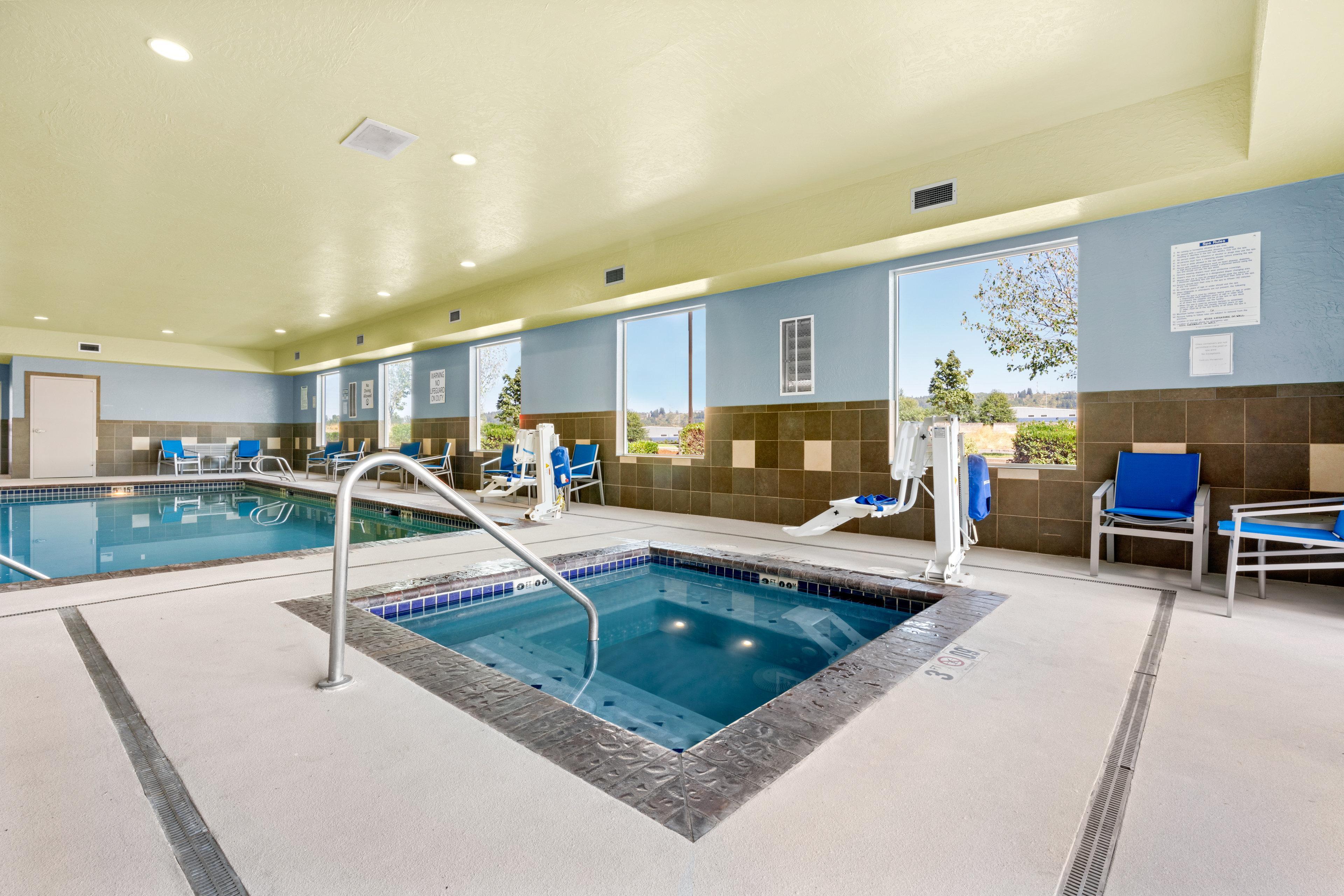 Holiday Inn Express And Suites Sumner By Ihg Exterior photo